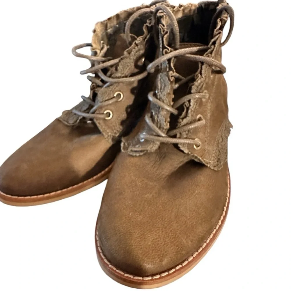 Ladies‎ Ankle Booties. Beautiful leather Uppers